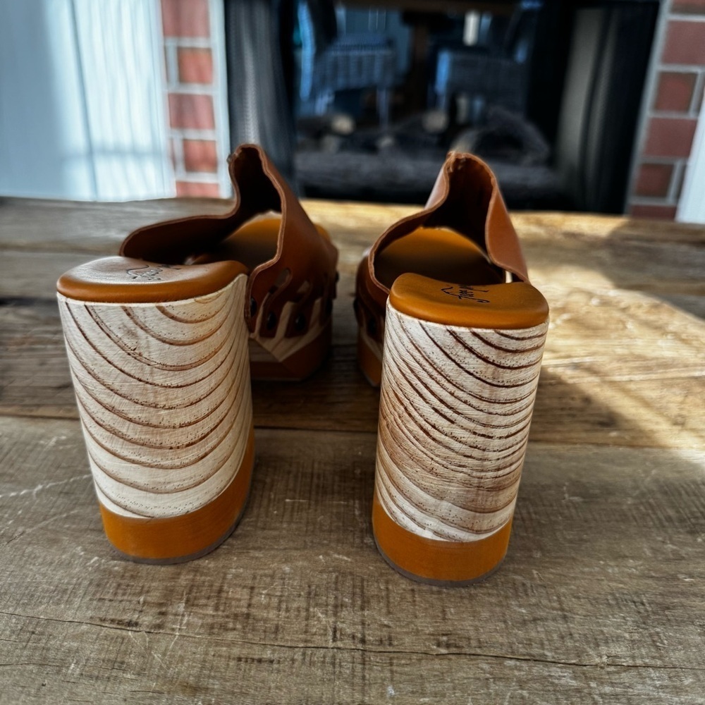 NEW IN BOX Free People Cassis Clogs ~ SOLD OUT ~ 40 ( 9 / 9.5) Platform Comfy - Picture 8 of 11